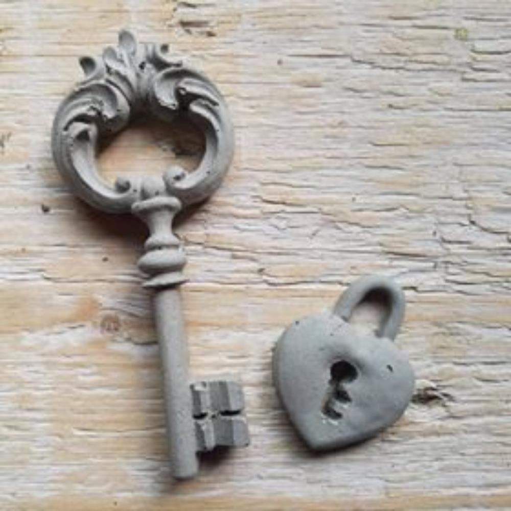 Kalp Kilidi İle Anahtar Silikon Kalıp - SHCMOLDS (Y/G: 10,5 x 5 cm, 4 x 3 cm)