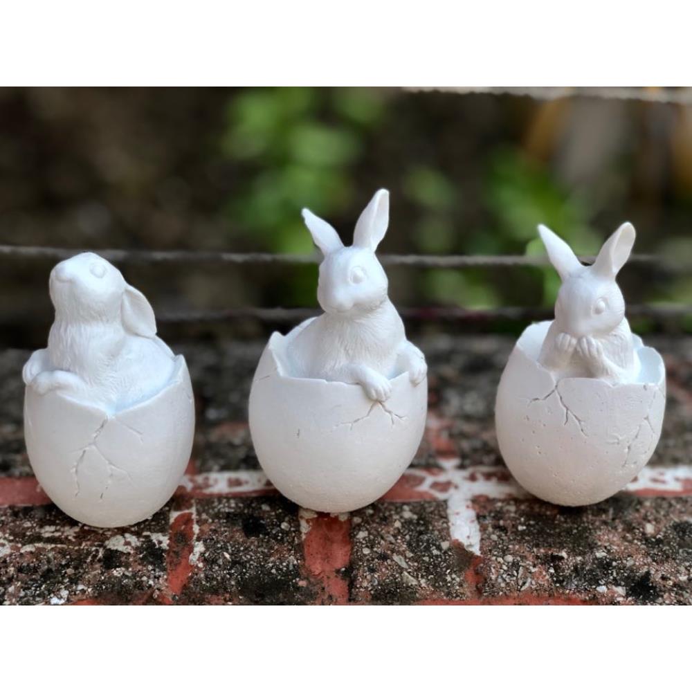 Silikon - Dökme Formu - Yumurta'Da Paskalya Tavşanı Trio ( Nr:2            10 x 5 x 5 cm  )