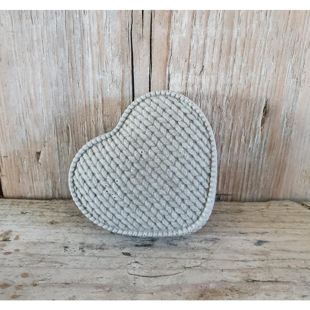 Örgü Desen Tasarımı İle Kalp Silikon Kalıp - SHCMOLDS ( Y/G/D: 2 x 3 x 7 cm )