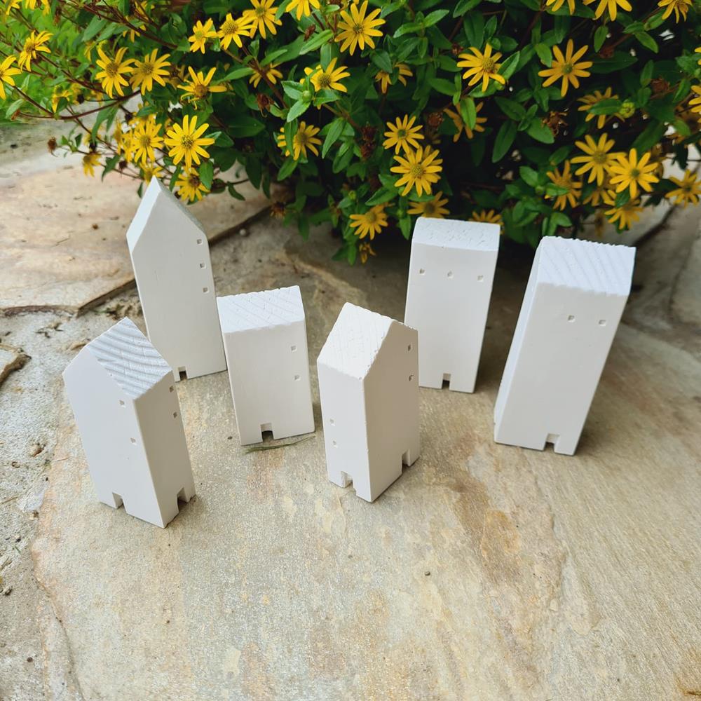 Ahşap Görünümlü Evler No:2 Silikon Kalıp - SHCMOLDS ( Yükseklik / Genişlik / Derinlik: 8,2 x 2,9 x 1,9 cm )
