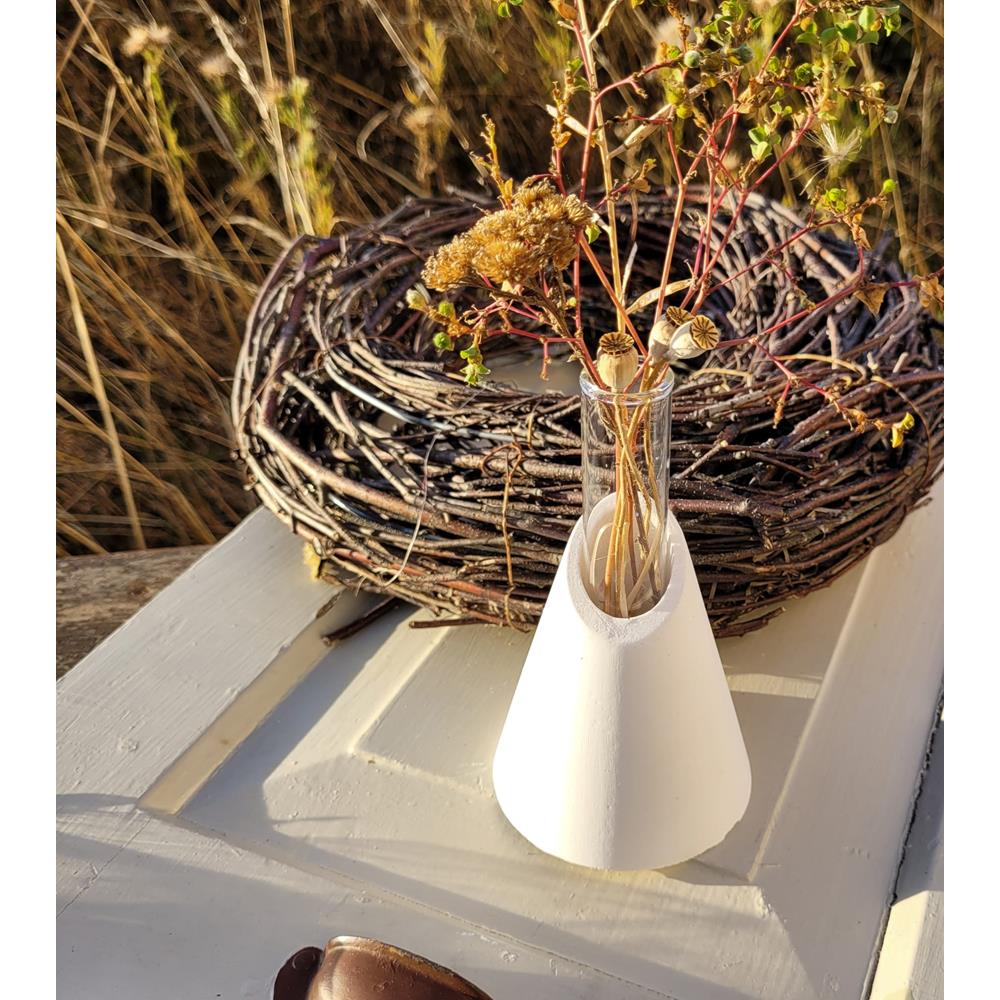 Silikon - Su Şekli - Konik Vazo ( H/Ø/iç Ø: 10,1 x 7,5 x 3,1 cm )